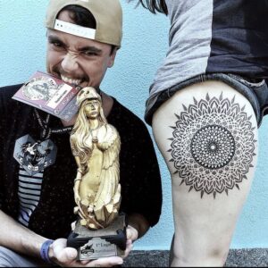 Rapha Lopes: Ex Catador de Latinhas Se Torna Um Dos Tatuadores Mais Valiosos Do Mundo Rapha Lopes tatuagem