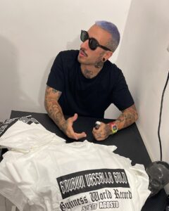 A Sessão De Tatuagem Mais Longa Da História: 61 Horas e 37 Minutos! Giovanni Vassallo