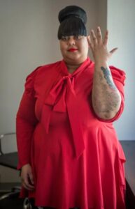 Tatuagem Infeccionada: Cliente Processa Estúdio De Reality Show Tatuagem infeccionada em reality show