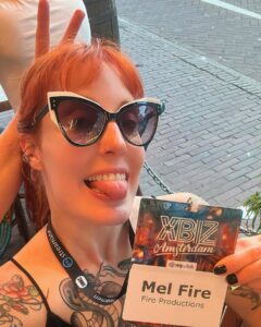 Mel Fire em evento