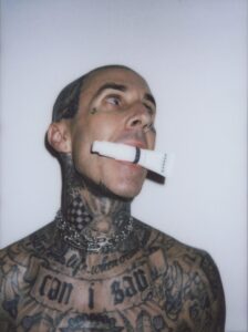 Aftercare do Travis Barker para tatuagem