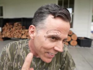 Tatuagem no rosto de Steve-O