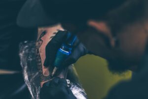 Tatuagem na história
