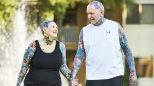 Charlotte e Chuck. Casal mais tatuado do mundo