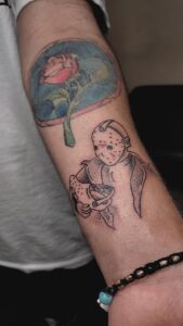 Sexta-Feira 13 e Tatuagens de Treze Dólares: A Origem da Tradição Nos EUA Tatuagem de Jason Voorhees