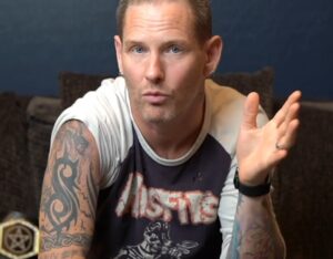Corey Taylor e tatuagem