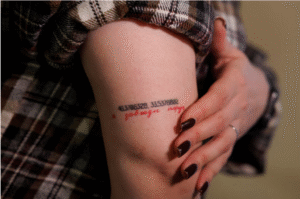 Tatuagens como forma de cura na guerra da Ucrânia